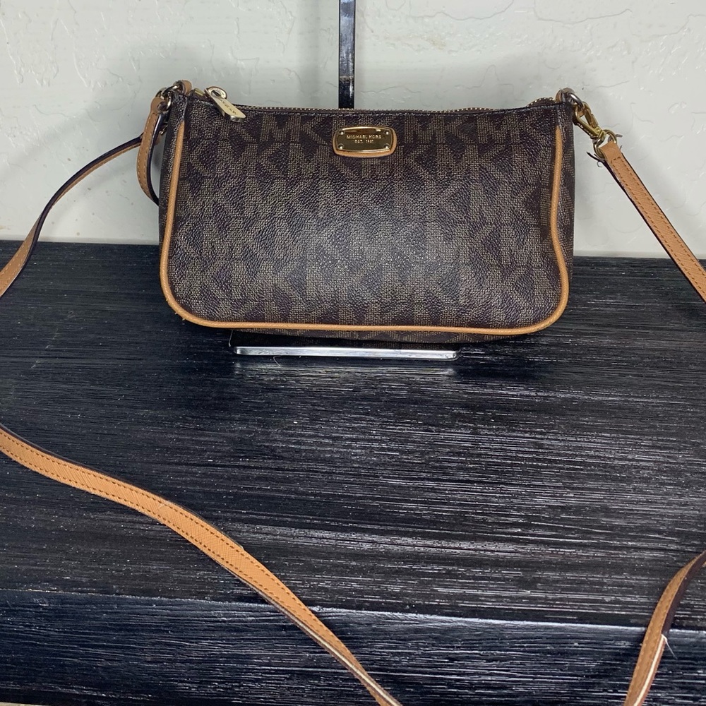 Michael Kors Leather Crossbody Bag